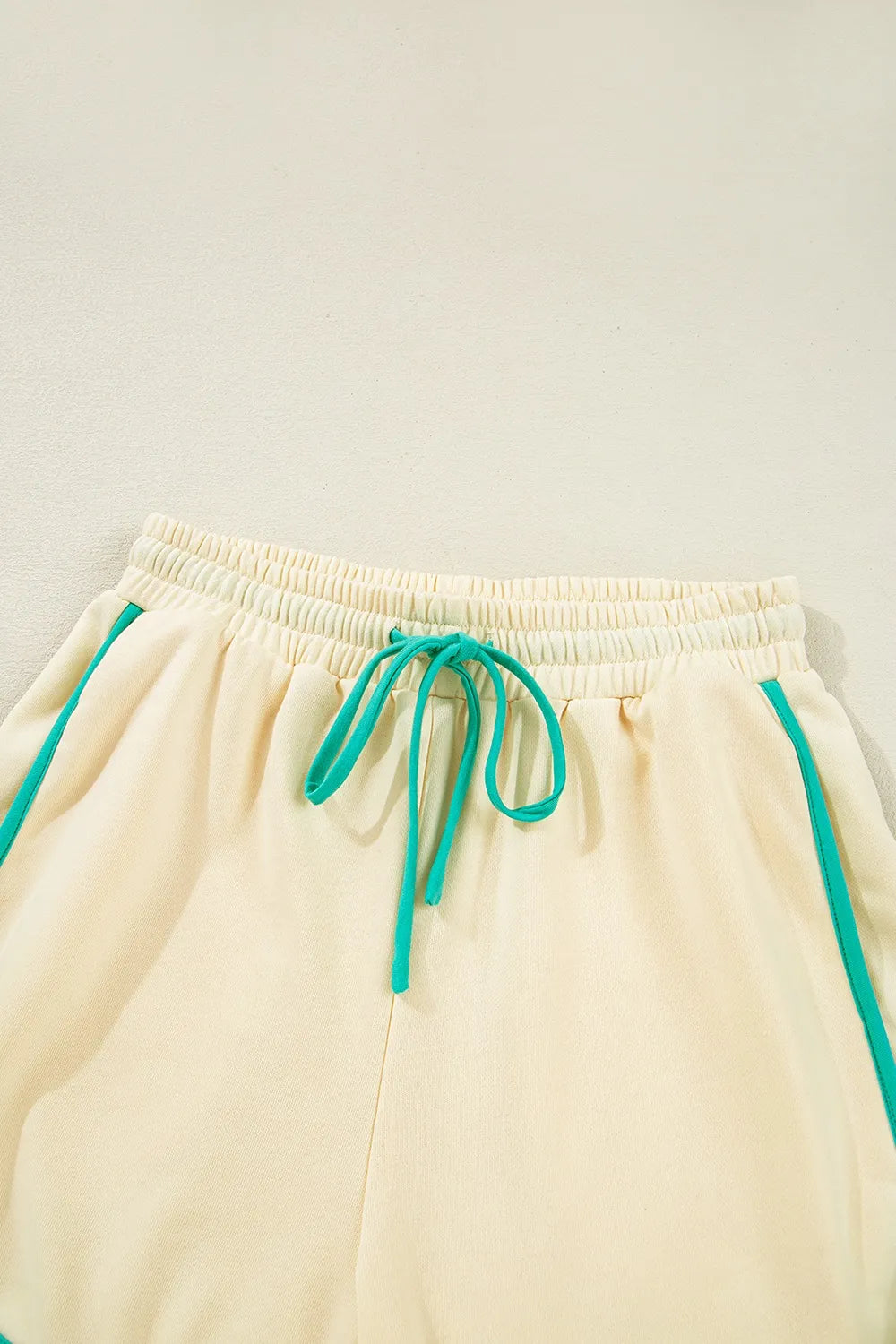 Contrast Round Neck Top and Shorts Set