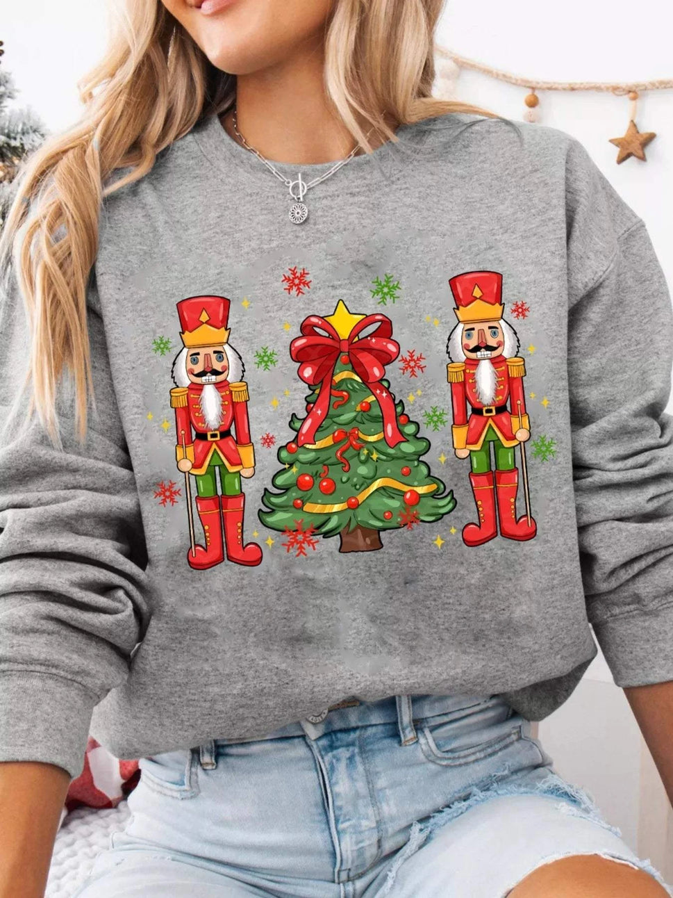 Christmas Nutcracker Men Guard Graphic Pullover Sweatshirt